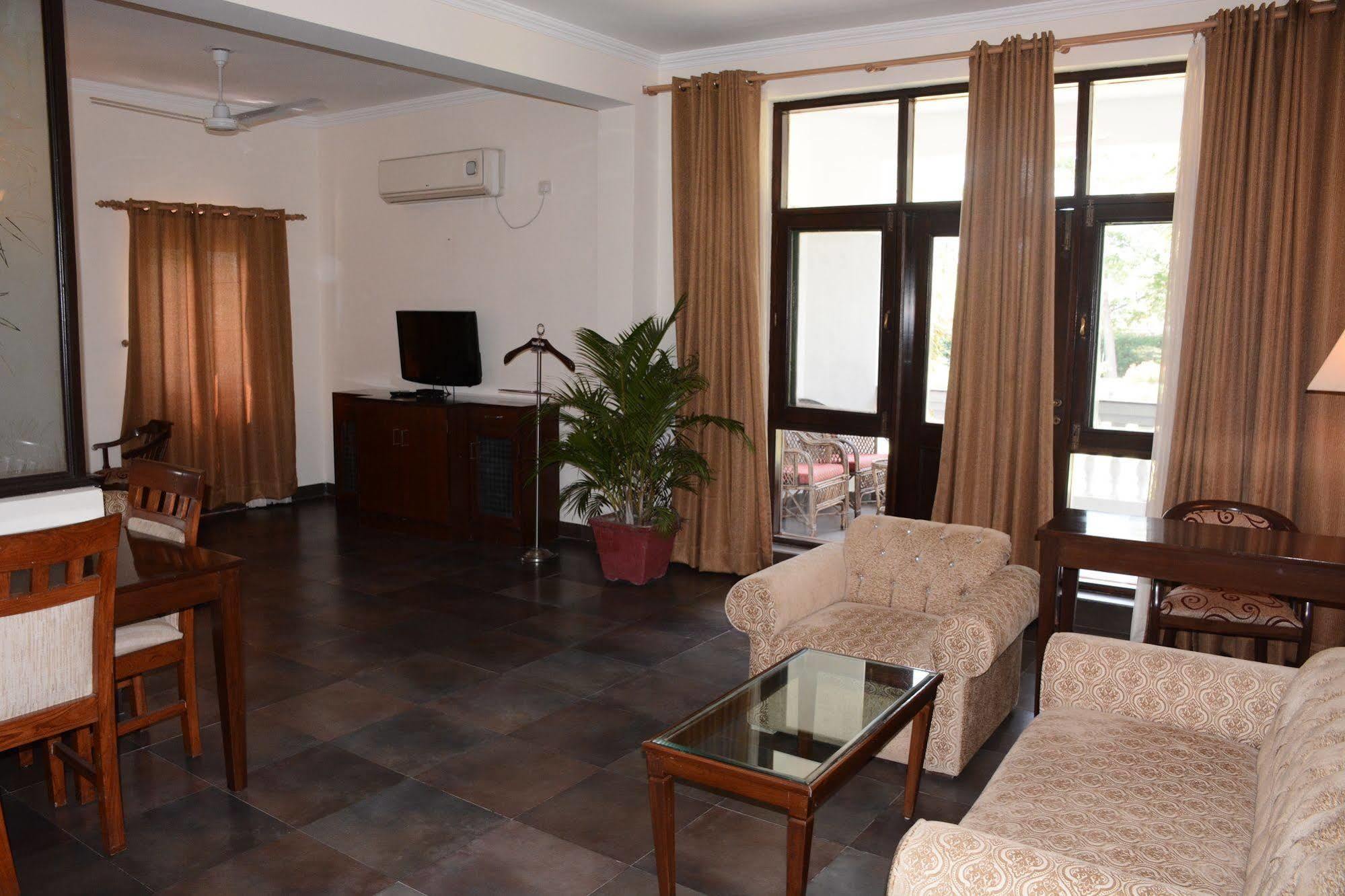 Hotel Naturoville Ayurvedic And Yoga Retreat Rišikéš Exteriér fotografie