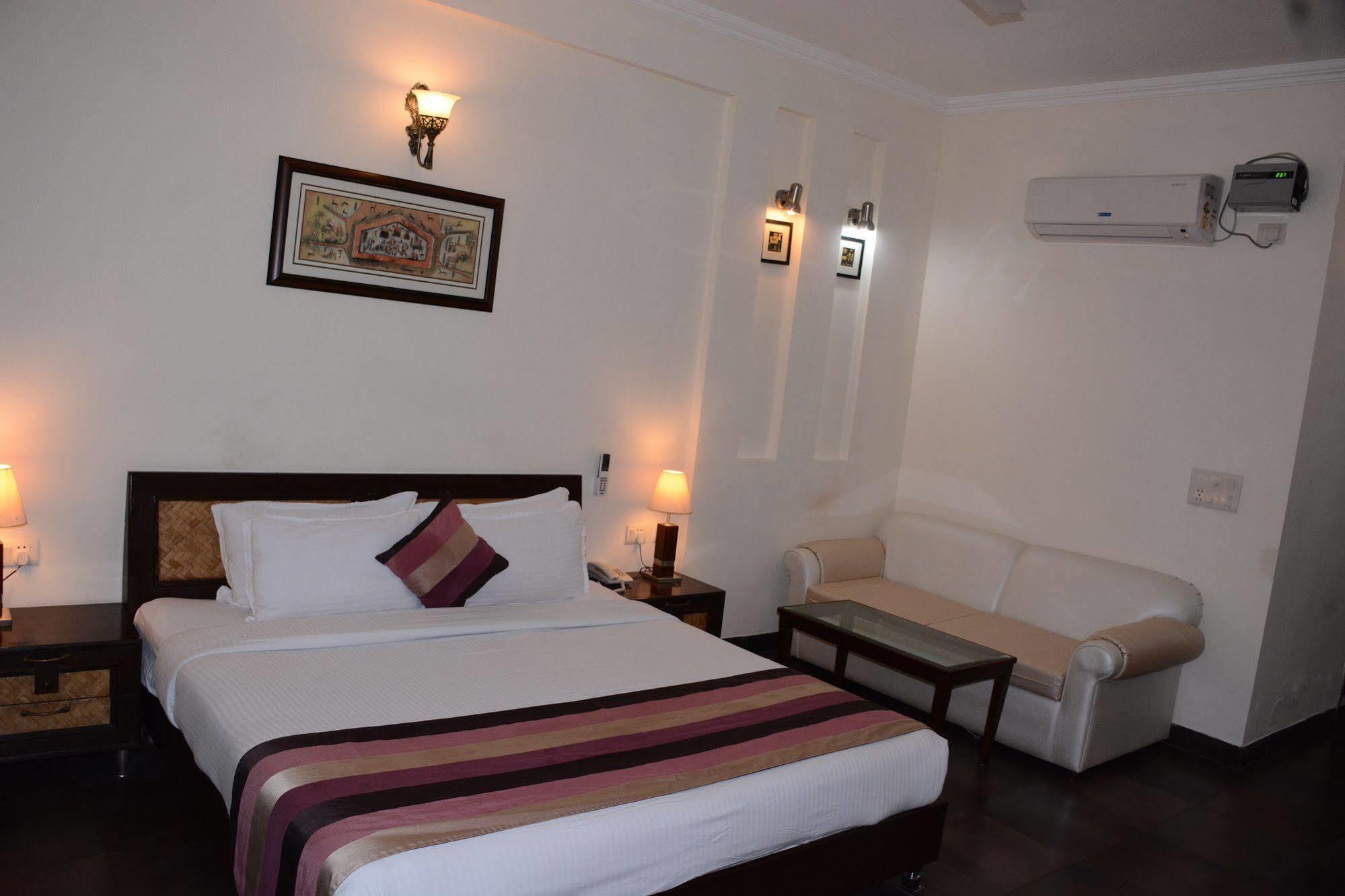 Hotel Naturoville Ayurvedic And Yoga Retreat Rišikéš Exteriér fotografie